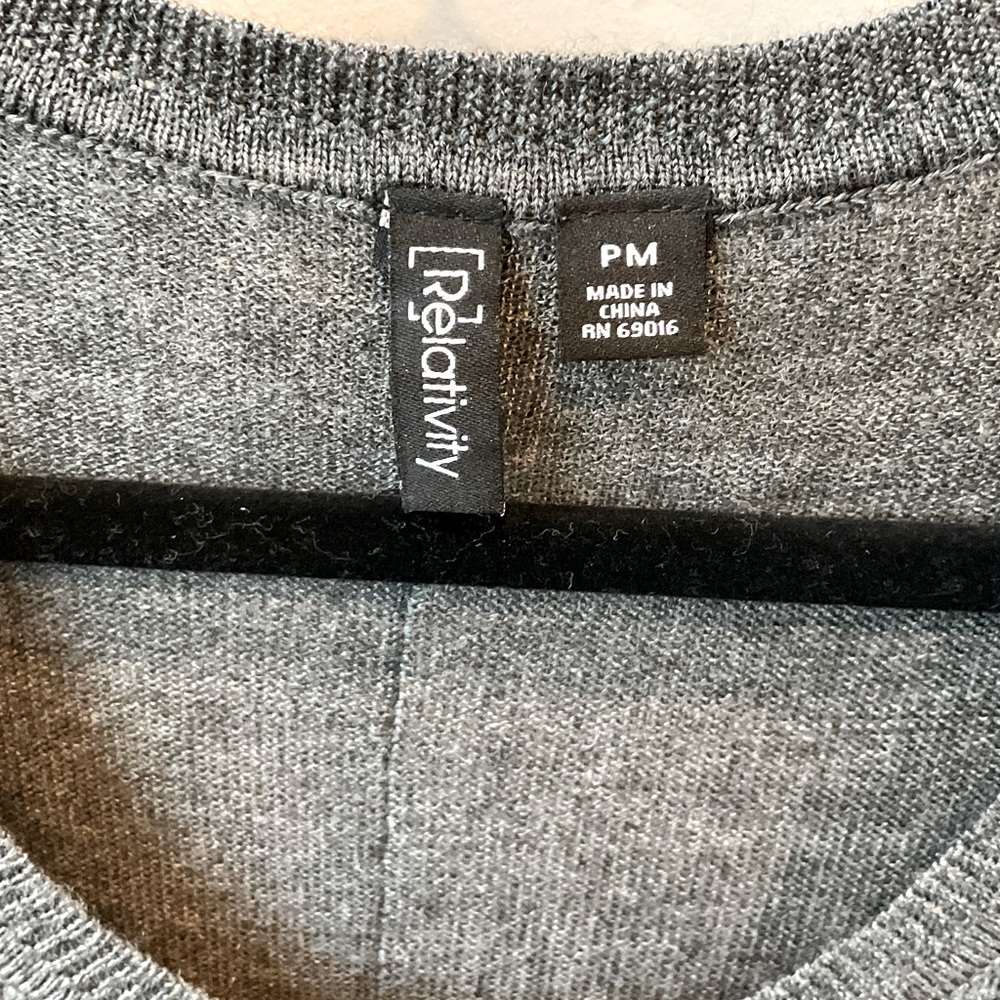Comfortable Weekend Sweater - Picture 5 of 6